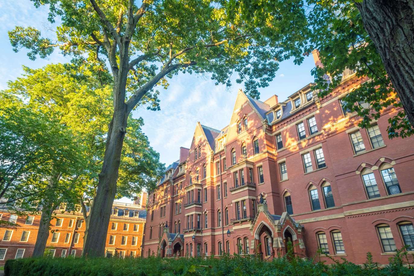 美國留學大學排名、選校迷思、美國留學代辦 美國留學大學排名、選校迷思、美國留學代辦